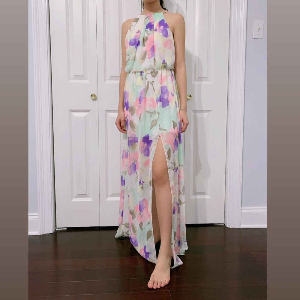 FLORAL MAXI DRESS